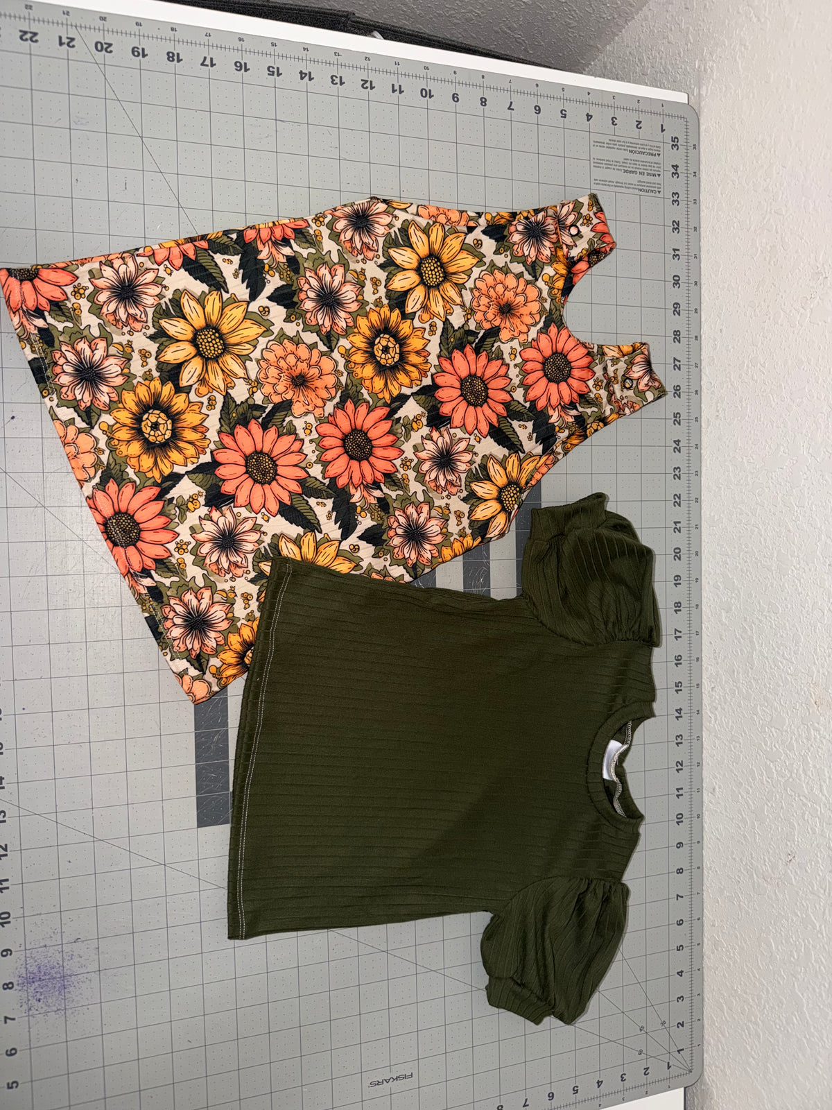 2t peplum/yoga flares