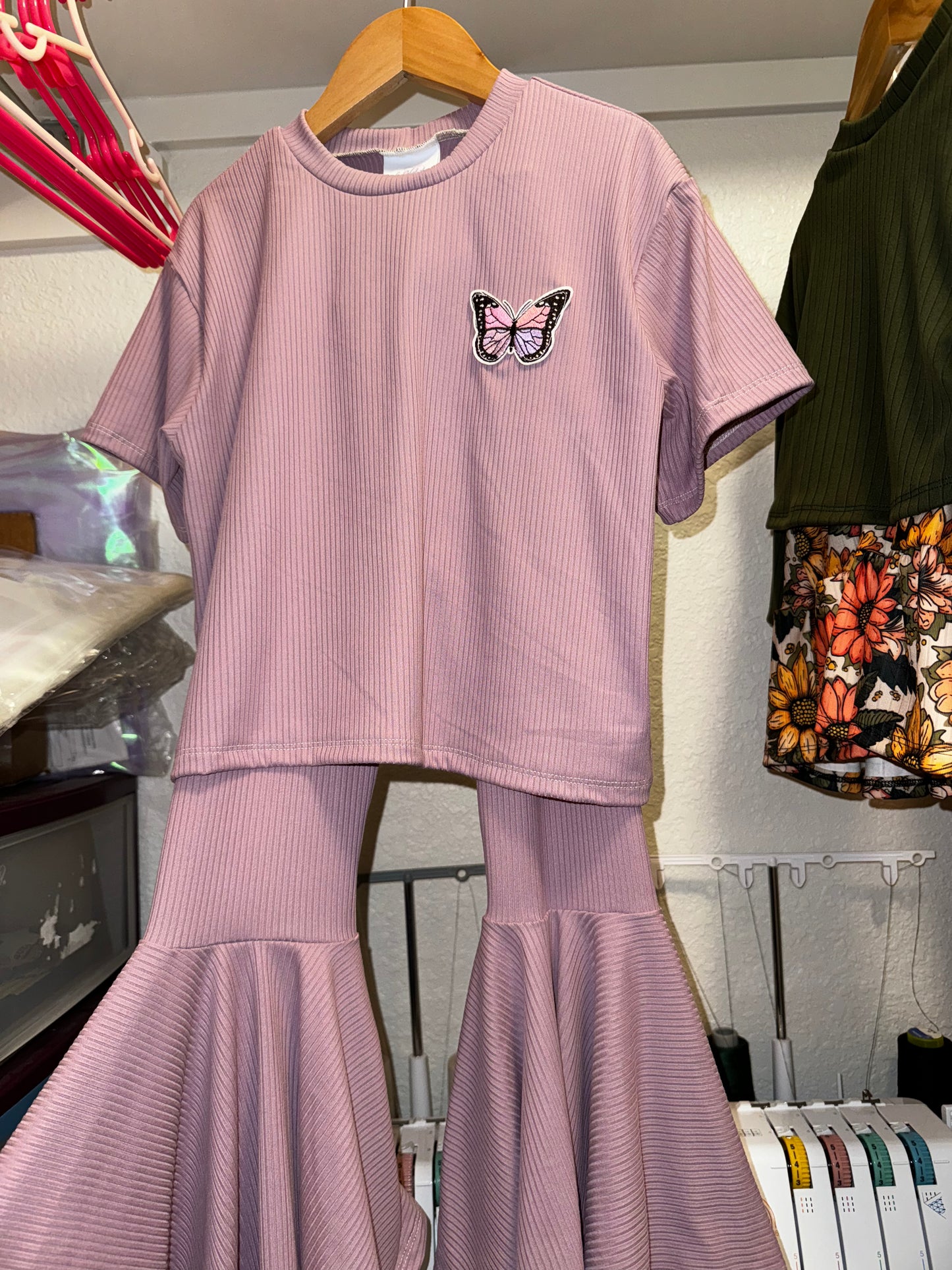 4t patch oversized tee and bells